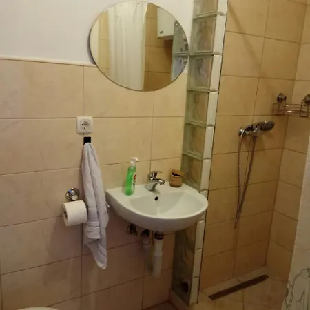 Apartman Mina *